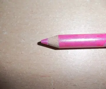 Crayon Rose Fushia, Make Me Up