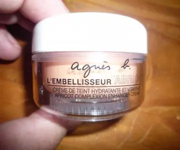 l'embellisseur, Agnès b.
