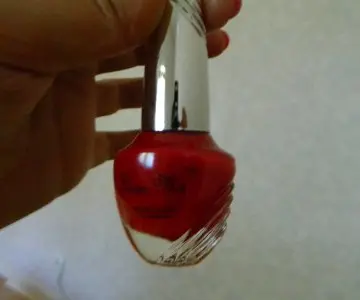 vernis, Love me