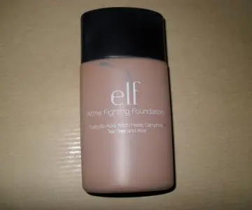 Fond de teint, Elf
