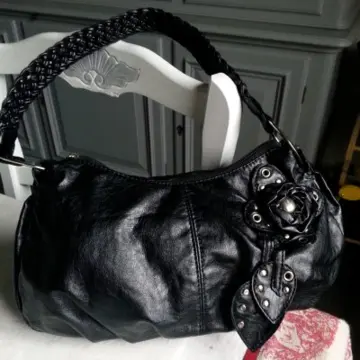 sac a main noir, Inconnue
