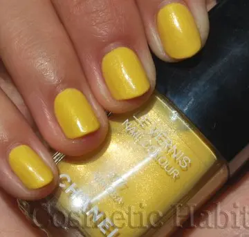 Vernis Chanel Mimosa, Chanel