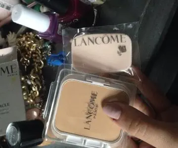 Poudre matifiante, Lancôme
