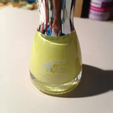vernis pastel, Yes Love