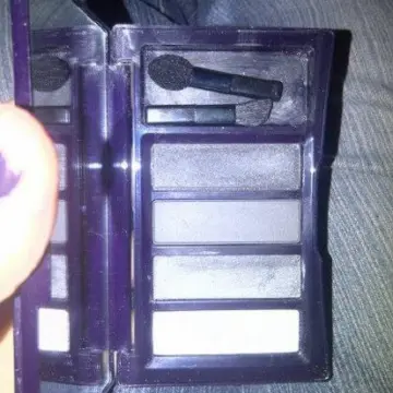 Quator ombres et liner, Yves Rocher