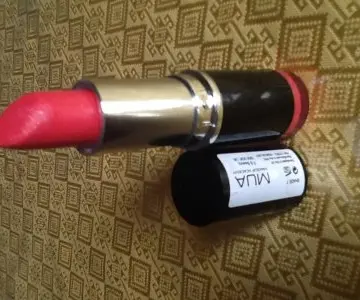 Lipstick, Makeup Academy / MUA