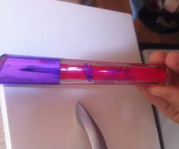 Lip gloss Yes Love, Yes Love