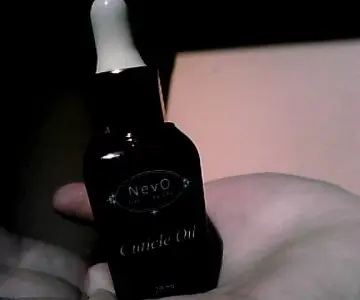 Cuticule oil, Nevo