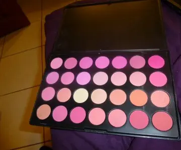 palette blush, Inconnue
