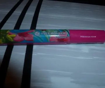 Gloss Yves Rocher, Yves Rocher