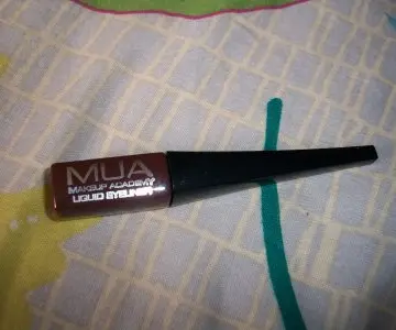 eye liner MUA, Makeup Academy / MUA