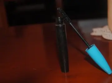 mascara, Avon