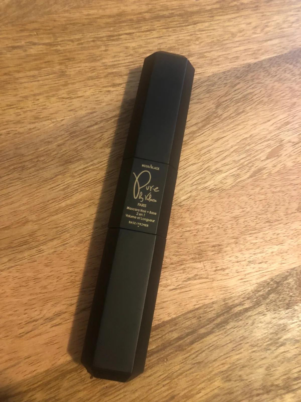 Photo 1 de Mascara noir + base