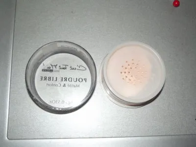 Photo 1 de poudre beige