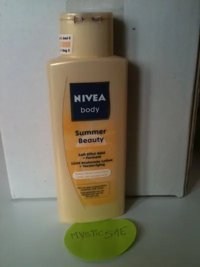 Photo 1 de Summer beauty