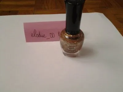 Photo 1 de nail lacquer