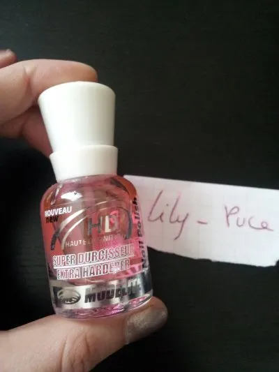 Photo 1 de Vernis transparent durcisseur