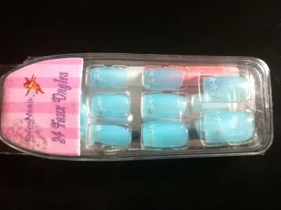 Photo 1 de Faux ongles