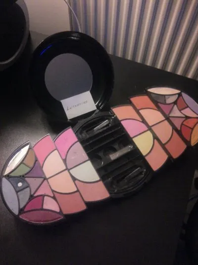Photo 1 de Palette maquillage