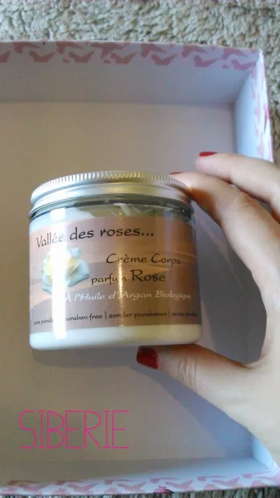 Photo 1 de Crème corps bio parfum rose