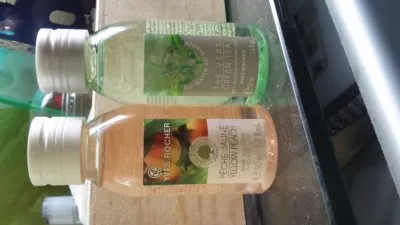Photo 1 de Lot gel douche Yves rocher