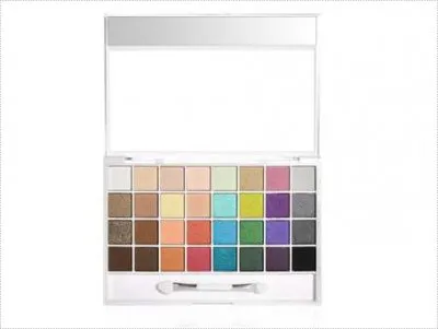 Photo 1 de Palette de maquillage