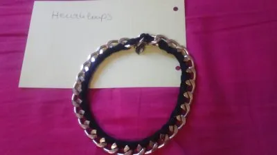 Photo 1 de Collier chaine or ruban noir
