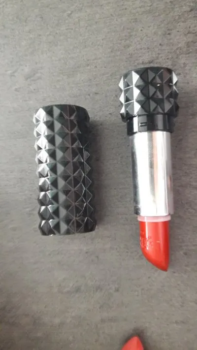 Photo 1 de Kat von d   lipstick adora