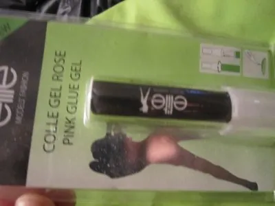 Photo 1 de COLLE GEL A  ONGLE