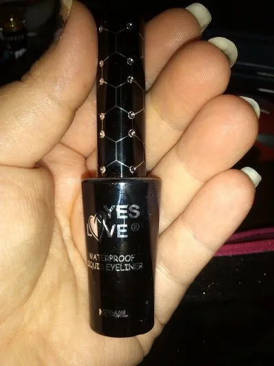 Photo 1 de eye liner waterproof