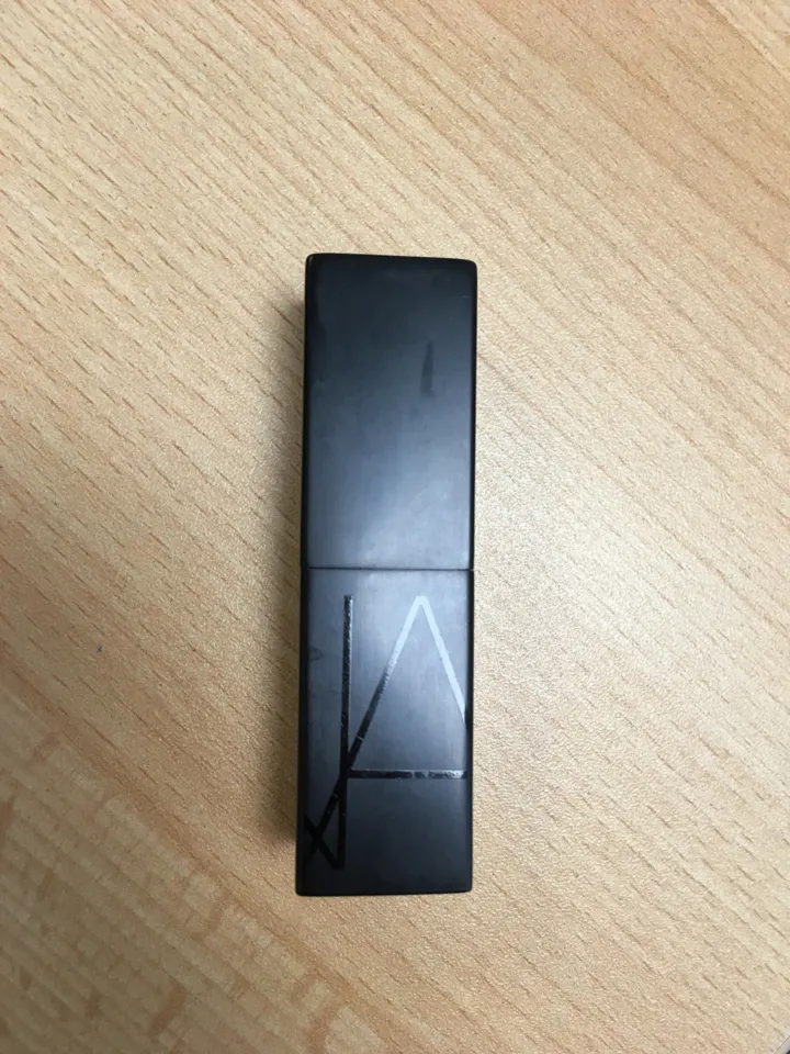 Rouge à lèvres  NARS, NARS Cosmetics