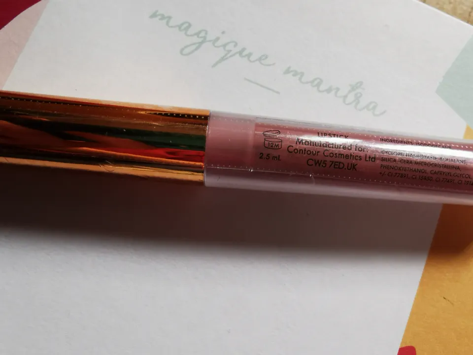 Photo 2 de CONTOUR COSMETICS  Liquid Lipstick