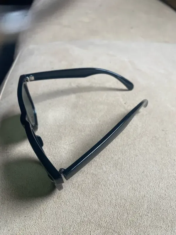 Photo 2 de Lunettes de soleil noir
