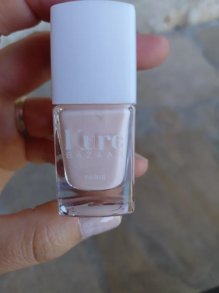 Vernis rose milk, Kure bazaar