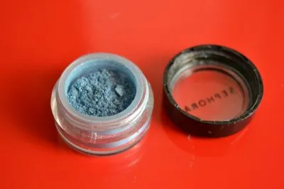 Poudre à paupières bleue irisé, Sephora