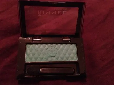 Fard à paupières, Rimmel