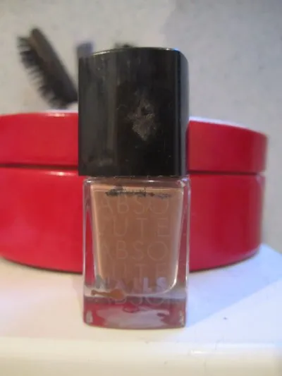 vernis a ongles, Douglas