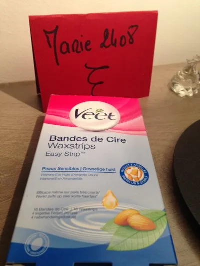 Bandes de cire maillot et aisselles, Veet