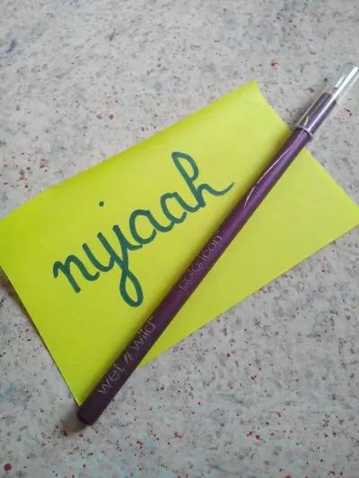 Crayon violet, Wet'n wild
