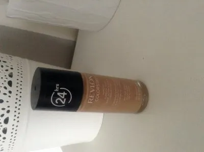 Fond de teint, Revlon