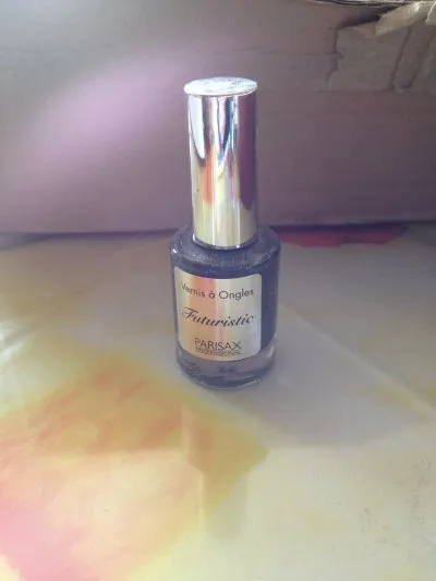 Vernis " Futuristic ", ParisAx
