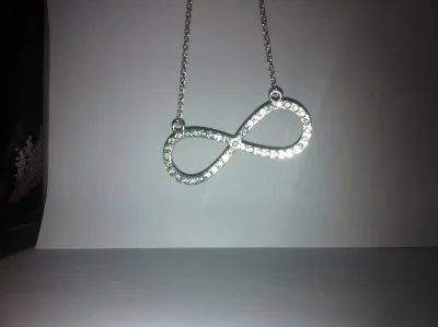 Collier infinity, Claire's