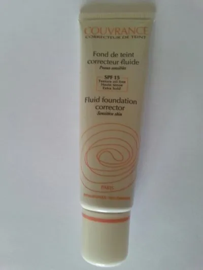 Fond de teint, Avène