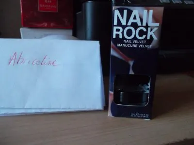 Manucure velvet, Nails Rock