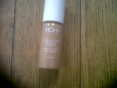 Fond de teint, Laboratoires Vichy