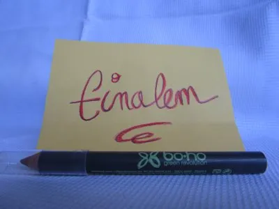 Crayon à lèvres Carmin, Boho Green