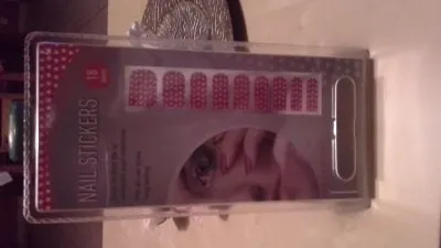 nails strickers, Inconnue