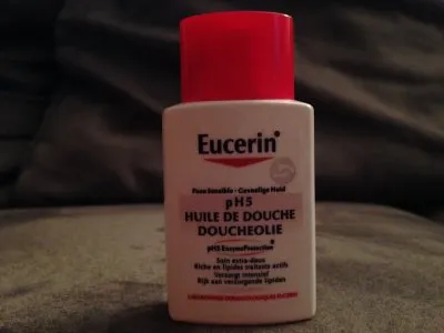 huile de douche, Eucerin