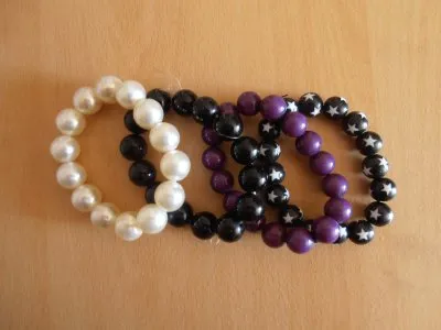 bracelet perles, Inconnue