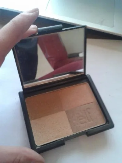 ELF   Golden bronzer, Elf
